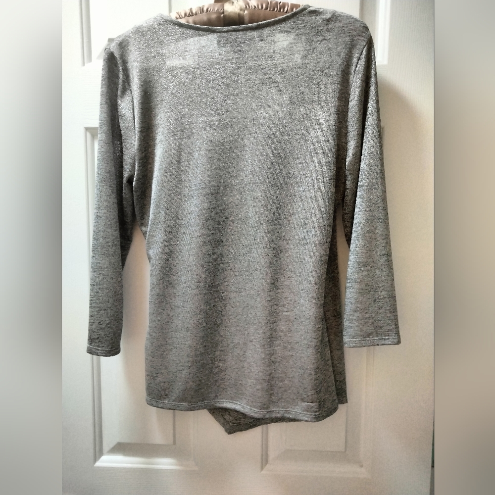 Blouse - Picture 3 of 3